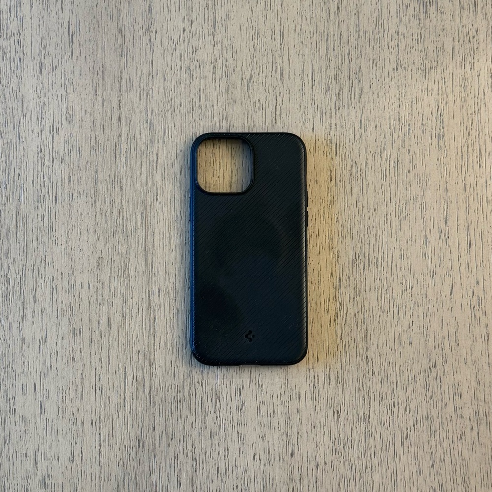 😎 Spigen Core Armor Mag Case for iPhone 13 Pro Max - Matte Black